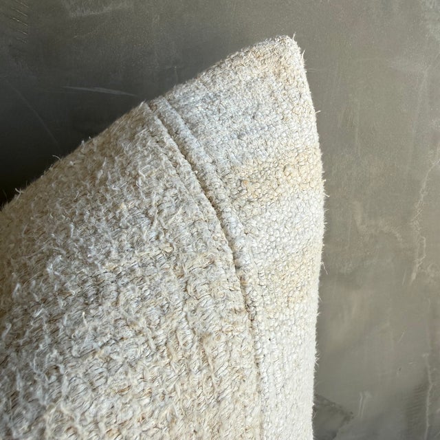 Mid-Century Modern Vintage Turkish Hemp Rug Pillow 21" X 21" With Down Insert For Sale - Image 3 of 8
