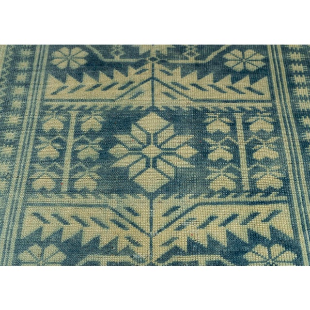 Turkish Vintage Rug 3'5" x 5'3" #20706 For Sale - Image 4 of 8