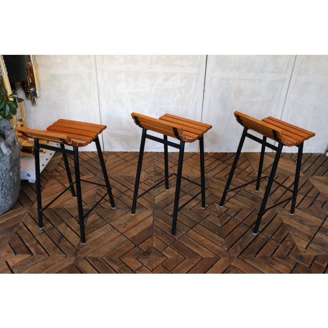 Set of Three Mid-Century Modern Oak & Steel Bar Stools, 1960s For Sale - Image 4 of 18