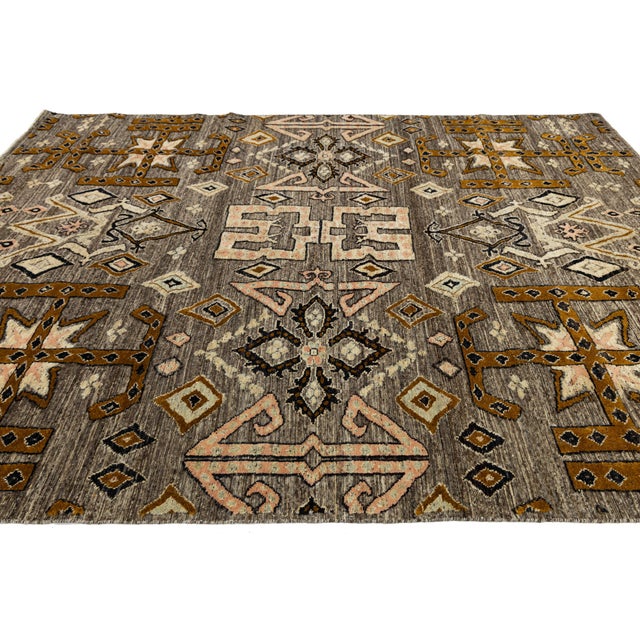 Gray Modern Tulu Plush Wool Area Rug Tribal African-Inspired Geometric Motif For Sale - Image 4 of 11