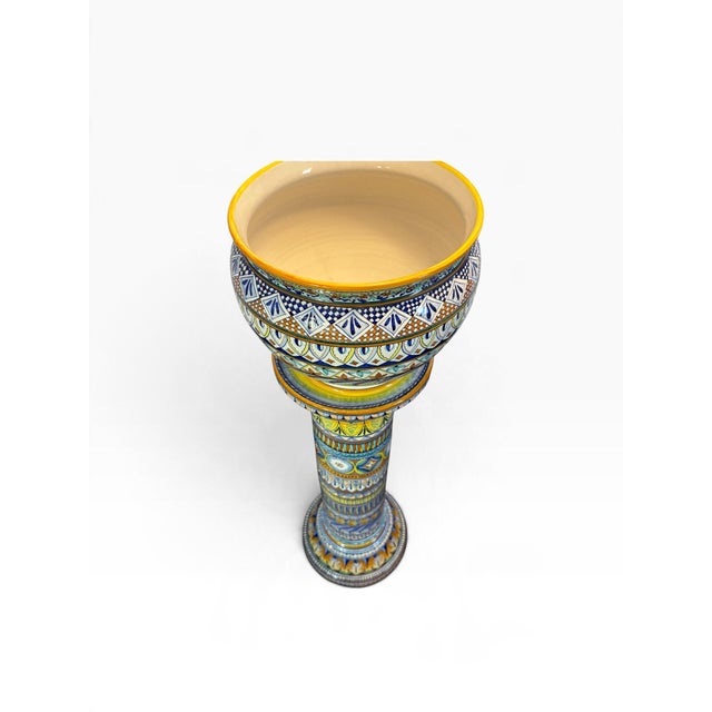 1990s Vintage Franco Mari Deruta Hand-Painted Italian Maiolica Jardinière and Pedestal 42-In For Sale - Image 5 of 12