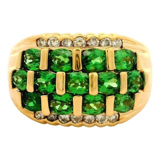 Tsavorite Garnet Diamond 18k Yellow Gold Ring, Size 7.25 For Sale