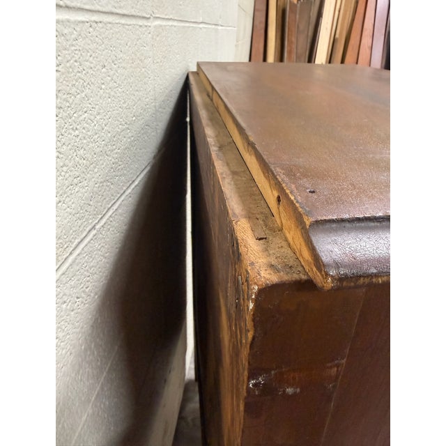 Early 20th Century Antique Late Victorian Walnut Chest of Drawers For Sale - Image 5 of 17