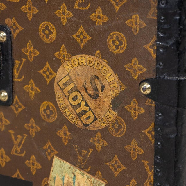 Metal Antique 20th Century Courier Trunk in Monogram Canvas from Louis Vuitton, France, 1910s For Sale - Image 7 of 18