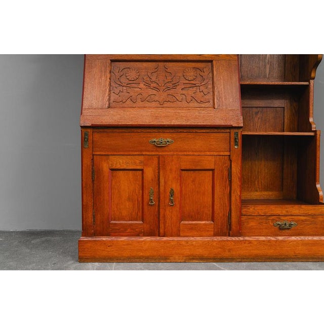 Early 20th Century Art Nouveau Bookcase with Secretary Compartment in Oak For Sale - Image 16 of 18