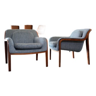 Pair of Bill Stephens Knoll Model 1315 Lounge Chairs | Newly Upholstered in Rare Nos Vintage Knoll Kampala Fabric For Sale