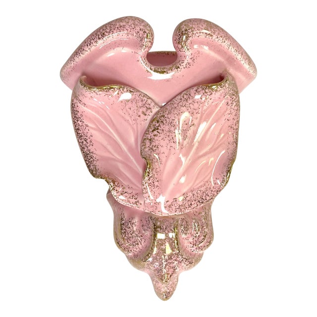 Mid Century California Originals Ceramic Wall Pocket With Pink and Gold Speckle Finish For Sale