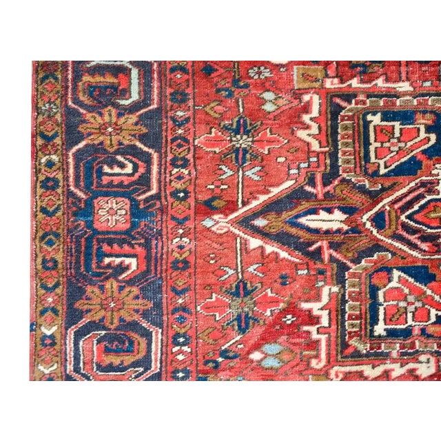 Early 20th Century Persian Heriz Rug For Sale - Image 9 of 13