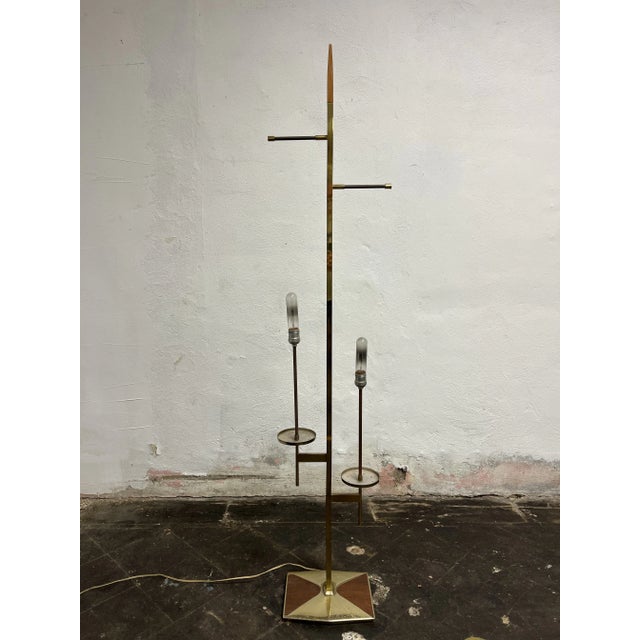 Tommi Parzinger Mid Century Brass Floor Lamp Parzinger Laurel Thurston For Sale - Image 4 of 12