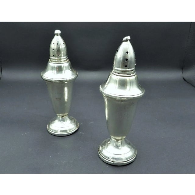 Vintage 1930s Sterling Silver Salt & Pepper Shakers With Glass Liners- Set of 2 For Sale In Monterey, CA - Image 6 of 6