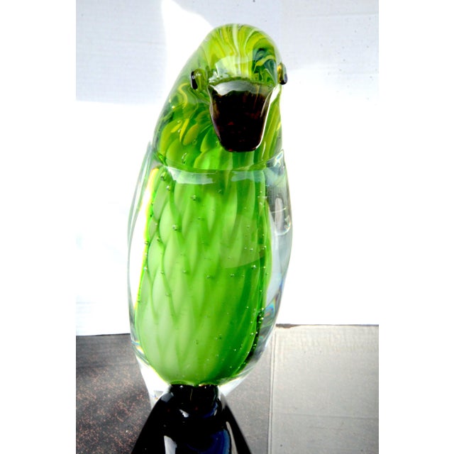 Mid-Century Modern 1970s Vintage Dynasty Gallery Murano-Style Cased Glass Parrot For Sale - Image 3 of 15