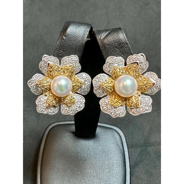 Modern Diamond South Sea Pearl Platinum Large Flower Clip on Earrings, Two Tone For Sale - Image 3 of 8