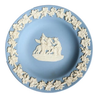 Small Wedgwood Jasperware Dish For Sale