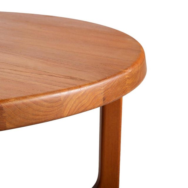 Modern Mid-Century Wooden Coffee Table For Sale - Image 3 of 10