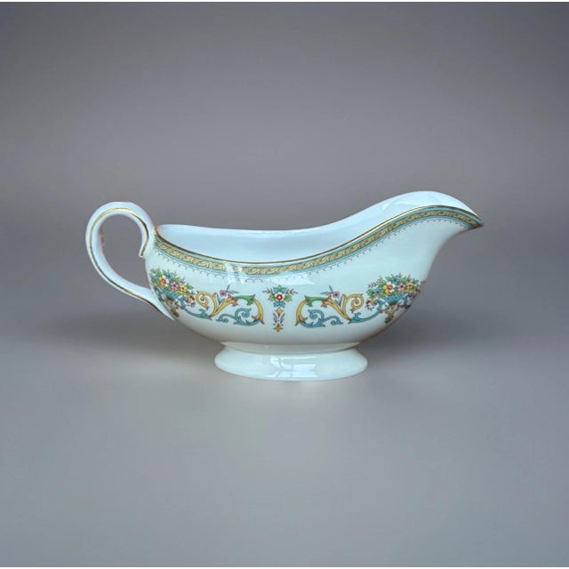 English 1970s Gravy Boat & Underplate For Sale - Image 3 of 6