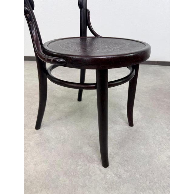 1930s Art Nouveau Bentwood No. 14 Chairs from Gebrüder Thonet, 1930s, Set of 2 For Sale - Image 5 of 11