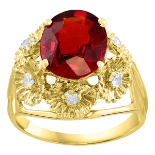4.5 Ct Natural Spessartine Garnet & Diamond Ring 18 Karat Yellow Gold For Sale