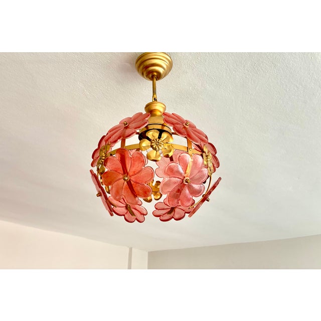 1970s Mid-Century Modern Style Hand-Painted Salmon Pink Glass Floral Globe Chandelier⁠ For Sale - Image 4 of 17