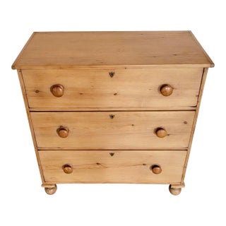Antique Pine 3 Drawer Chest of Drawers With Brown Wooden Knobs From Devon, England - Circa 1880 For Sale