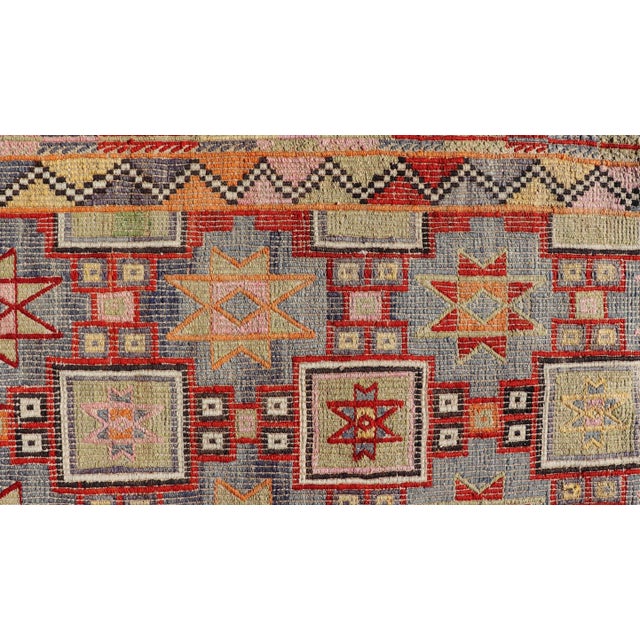 Mid 20th Century Colorful Vintage Turkish Kilim Embroidered With Star Design in Gray and Green For Sale - Image 10 of 12