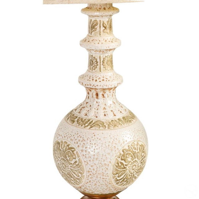 Mid-Century Modern Tall Mid-Century Ivory Ceramic Lamp Attributed to Marcello Fantoni For Sale - Image 3 of 8