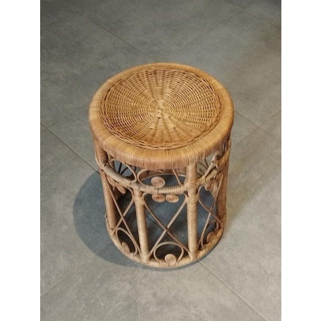 1960s Vintage Peacock Rattan Stool, 1960s For Sale - Image 5 of 10