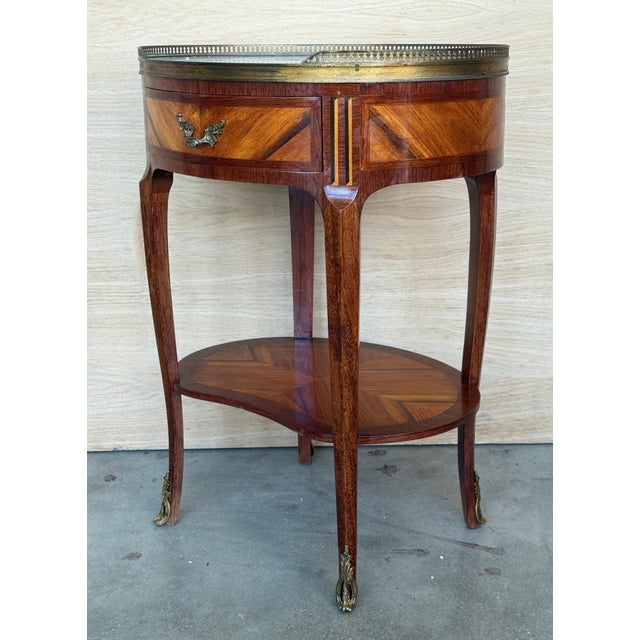 Early 20th Century Pair of Louis XV Oval Bouillotte Shape Nightstands with Drawer and Low Shelve For Sale - Image 17 of 18