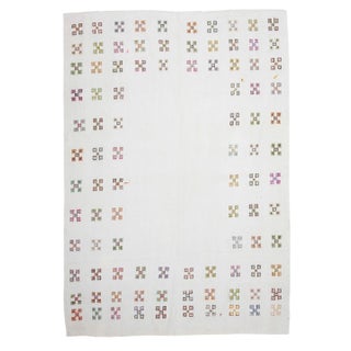 1960s Vintage Embroidered White Cotton Kilim Rug- 7′7″ × 10′9″ For Sale