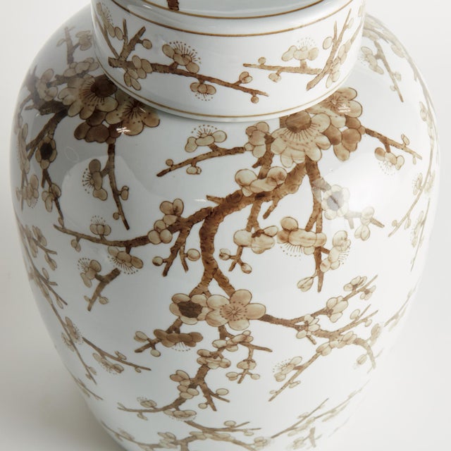 Kenneth Ludwig Chicago Province Empress Lidded Ginger Jar For Sale - Image 4 of 6
