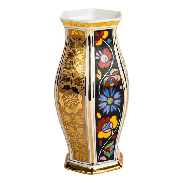 Folk Vase in Porcelain from Lidová Malírna, 1920s For Sale