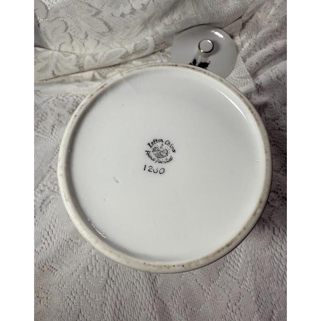 1960s Lefton, Cardinal Christmas Teapot - Red Cardinals With Green Holly, Gold Trim & Handle, Hand Painted For Sale - Image 5 of 5