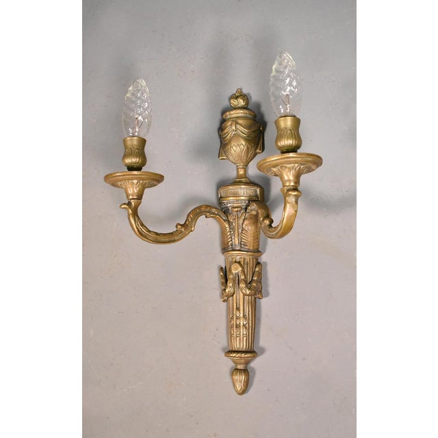 Large Antique French Wall Sconce in Bronze, 1890s For Sale - Image 4 of 15