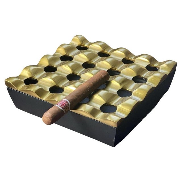 Black and Gold Sculptural Cigar Ashtray with Brass-Tone Finish For Sale - Image 13 of 13