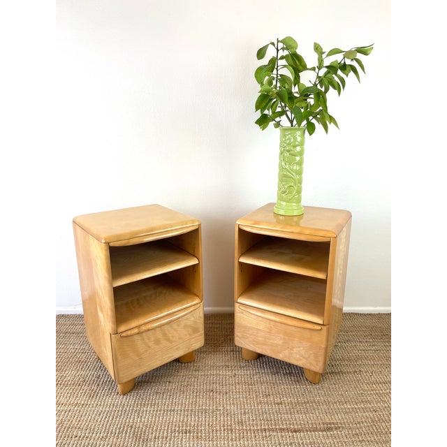 Vintage Mid-Century Modern Heywood Wakefield Pair of Encore Nightstands Model 518 For Sale - Image 10 of 18