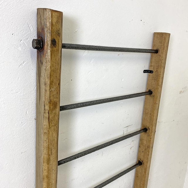 Antique Towel Rack in Oak For Sale - Image 4 of 9