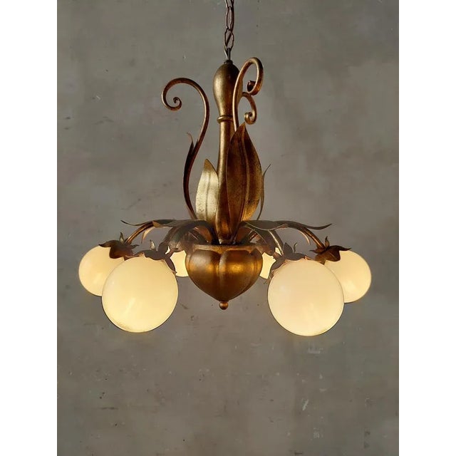 Mid-Century Hollywood Regency French Gold Patinated Lamps with Leaves, 1960s, Set of 2 For Sale - Image 9 of 10