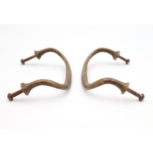 Traditional Pair of Vintage 3.5 In. Bridge Brass Drawer Pulls For Sale - Image 3 of 4