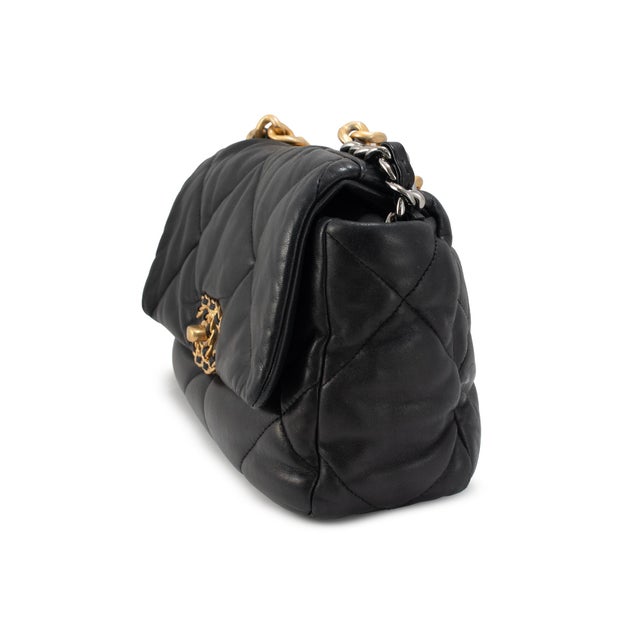 Chanel Chanel 19 Small Flap Quilted Lambskin Leather Black Metal Hardware Shoulder Bag For Sale - Image 4 of 11