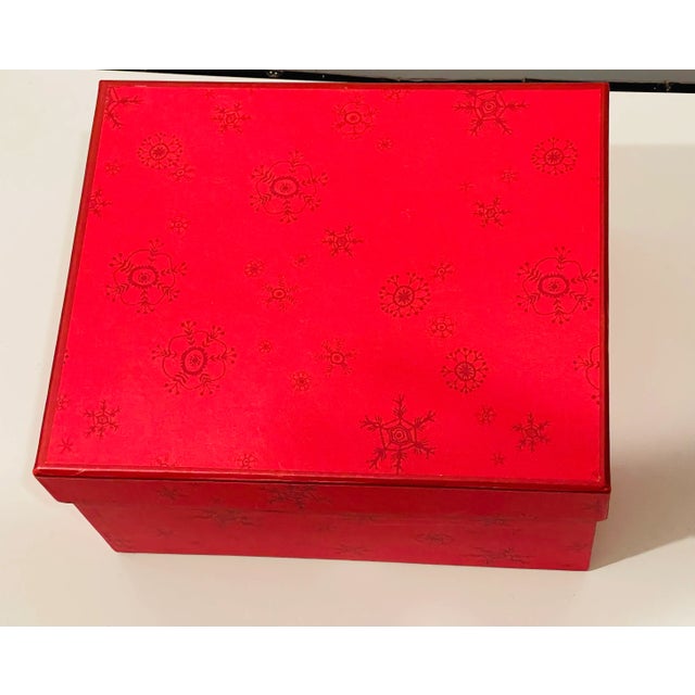 1970s 24 Vintage European Christmas Ornaments Church Figurines For Sale - Image 5 of 5