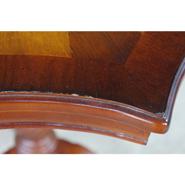 Vintage Georgian Style Scalloped Mahogany Starburst Inlaid Pedestal Side Table For Sale - Image 11 of 18
