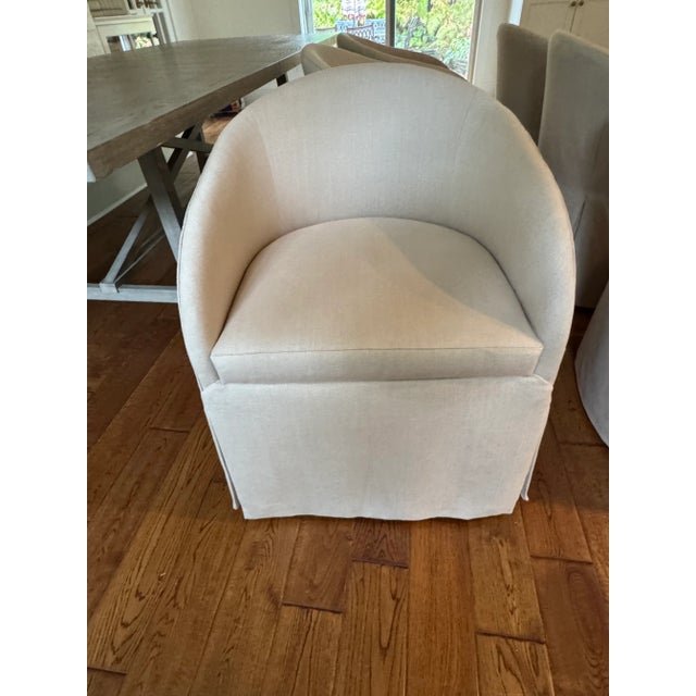 This lissting is for a set of 4 chairs. 2 sets are available. If you need 8 order 2 sets. These were originally Bernhardt...