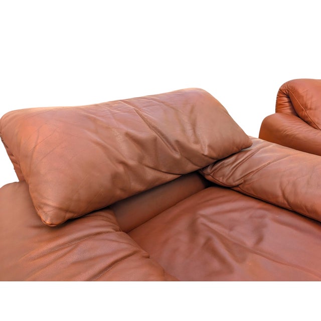 Burgundy Leather Lounge Chairs by V. Magistretti for Cassina, 1973, Set of 2 For Sale - Image 11 of 15