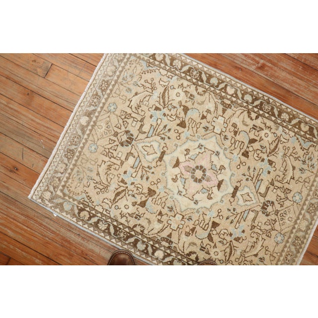 1940s Neutral Persian Sarouk Mini Rug - 2'3" x 2'11" For Sale In New York - Image 6 of 18