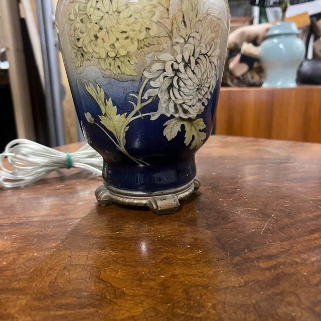 Vintage chinoiserie reverse painted table lamp, circa 1960’s Measurements in listing are for the lamp only from the base...