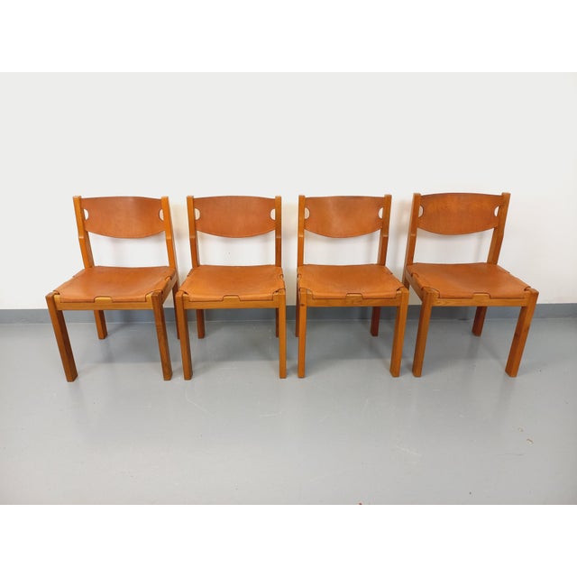 Vintage Chairs in Elm and Leather from Maison Regain, 1970s-1980s, Set of 4 For Sale - Image 10 of 18