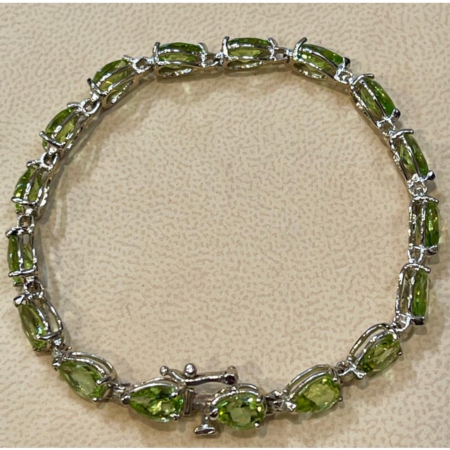 Gemstone 15 Carat Genuine Natural Peridot & Diamond Tennis Bracelet 14 Karat White Gold For Sale - Image 7 of 18