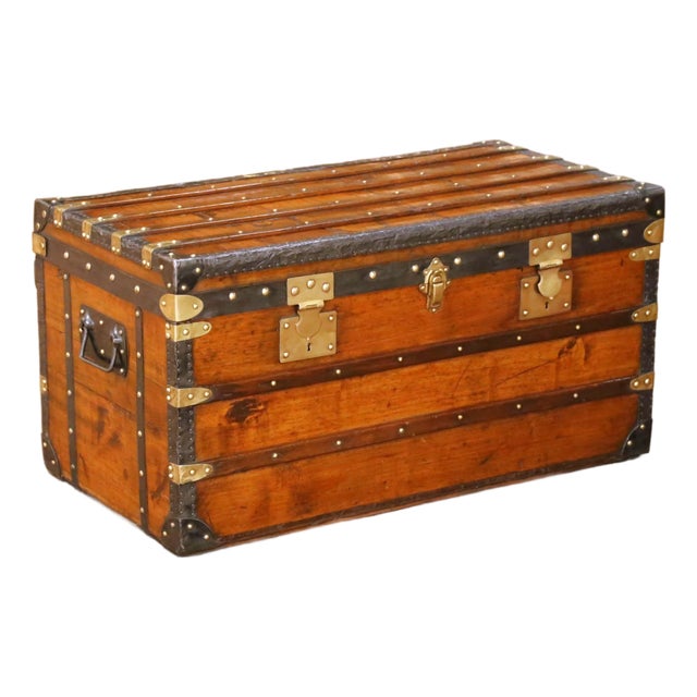 19th Century French Parisian Travel Trunk With Brass Hardware and Wood Slat Top For Sale