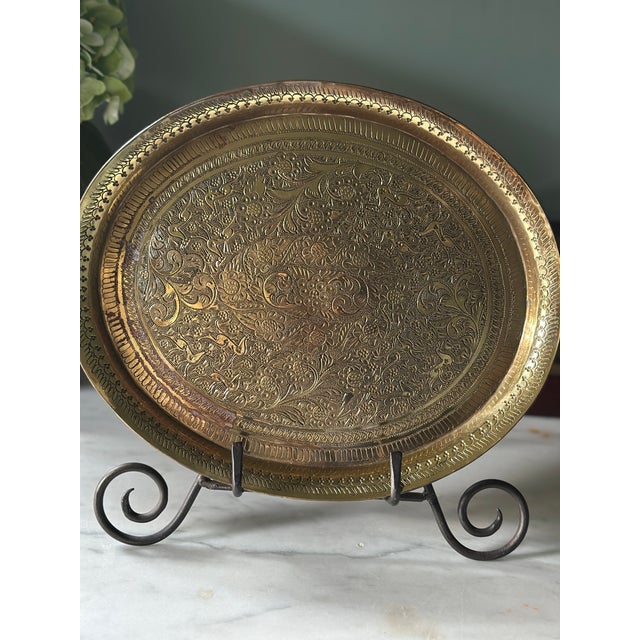 Vintage 1940s Benares Hand-Chased Heavy Gauge Brass Valet Tray With Foliage & Animal Motifs For Sale - Image 4 of 12