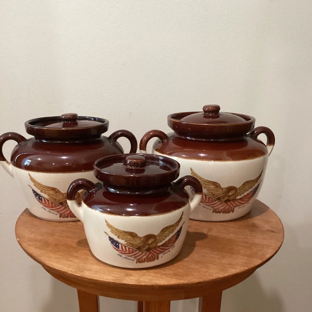 Vintage McCoy Stoneware Pottery Collection Set Bean Pots With Lids and Handles Spirit of 1976- Set of 3 For Sale - Image 10 of 12