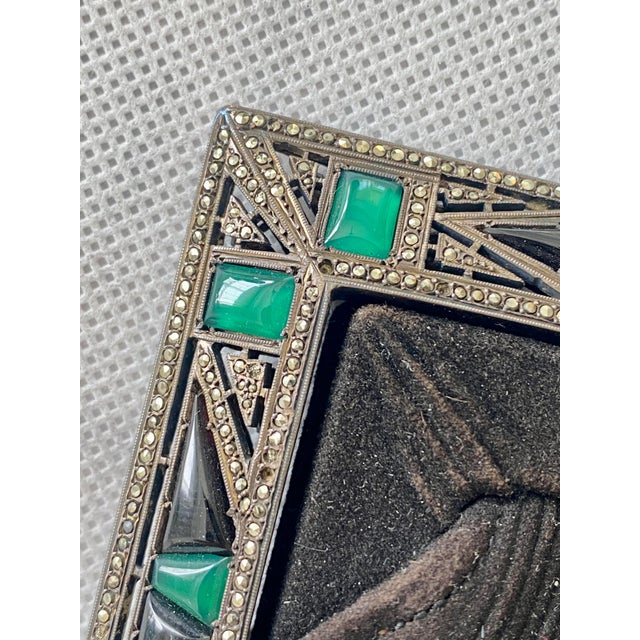 Antique 1920s Art Deco Suede Purse With Marcasite Silverplated Frame + Clasp For Sale - Image 4 of 12